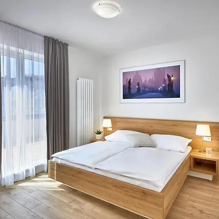 Downtown Suites Belohorska Prag Exterior foto